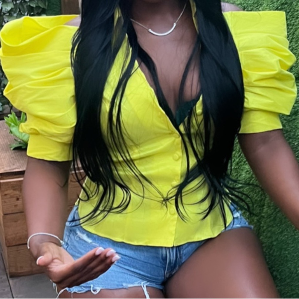 Yellow Blouse !
